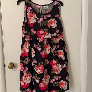 Old navy flower sleeveless dress